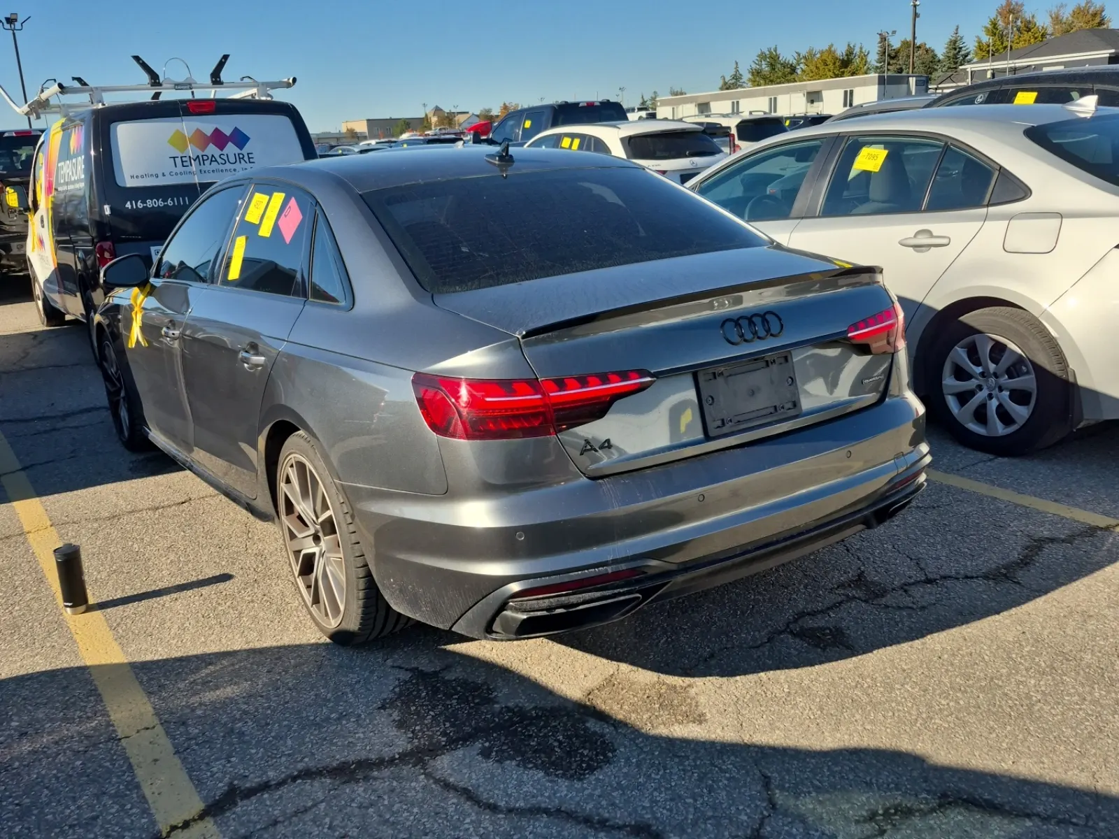 Driver Rear 3/4 Photo