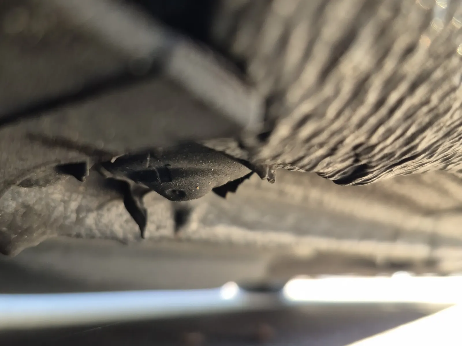 Undercarriage - Driver Photo