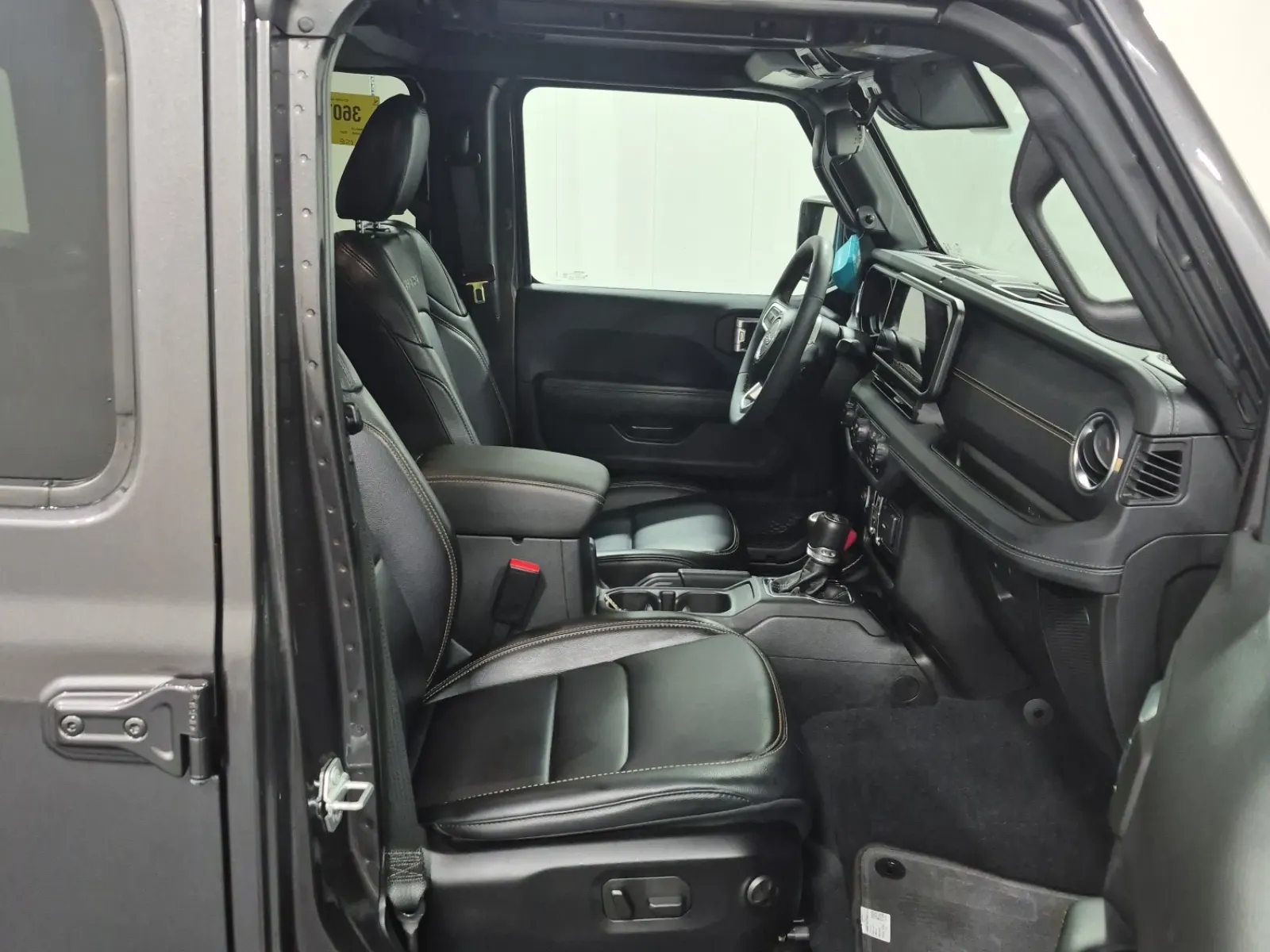 Right Side Interior Photo