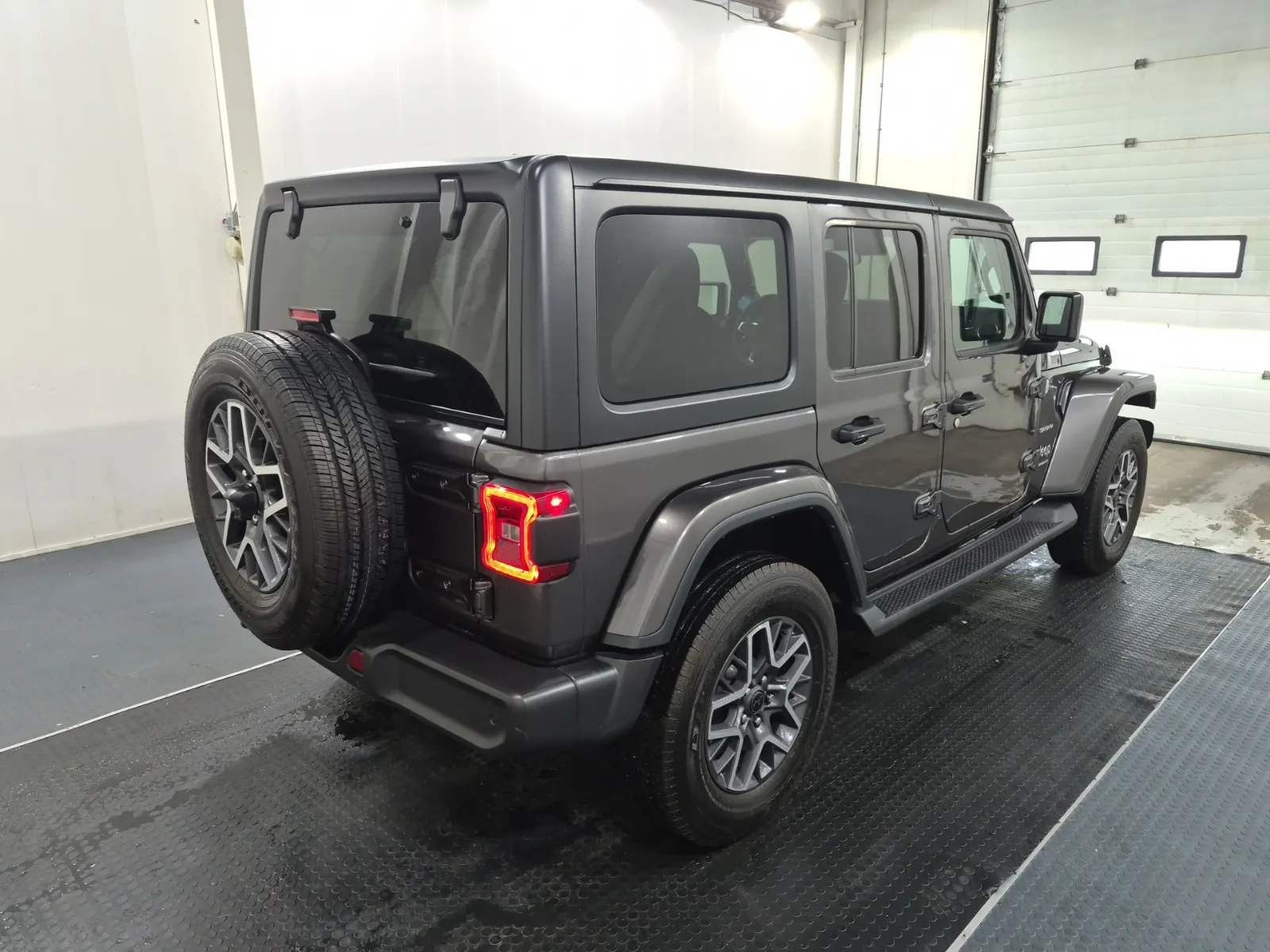 Passenger Rear 3/4 Photo