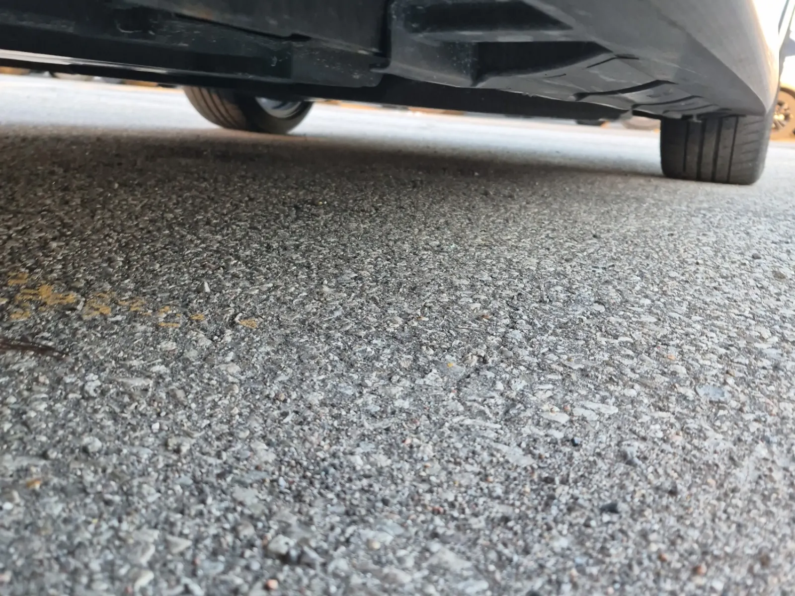 Undercarriage - Passenger Photo