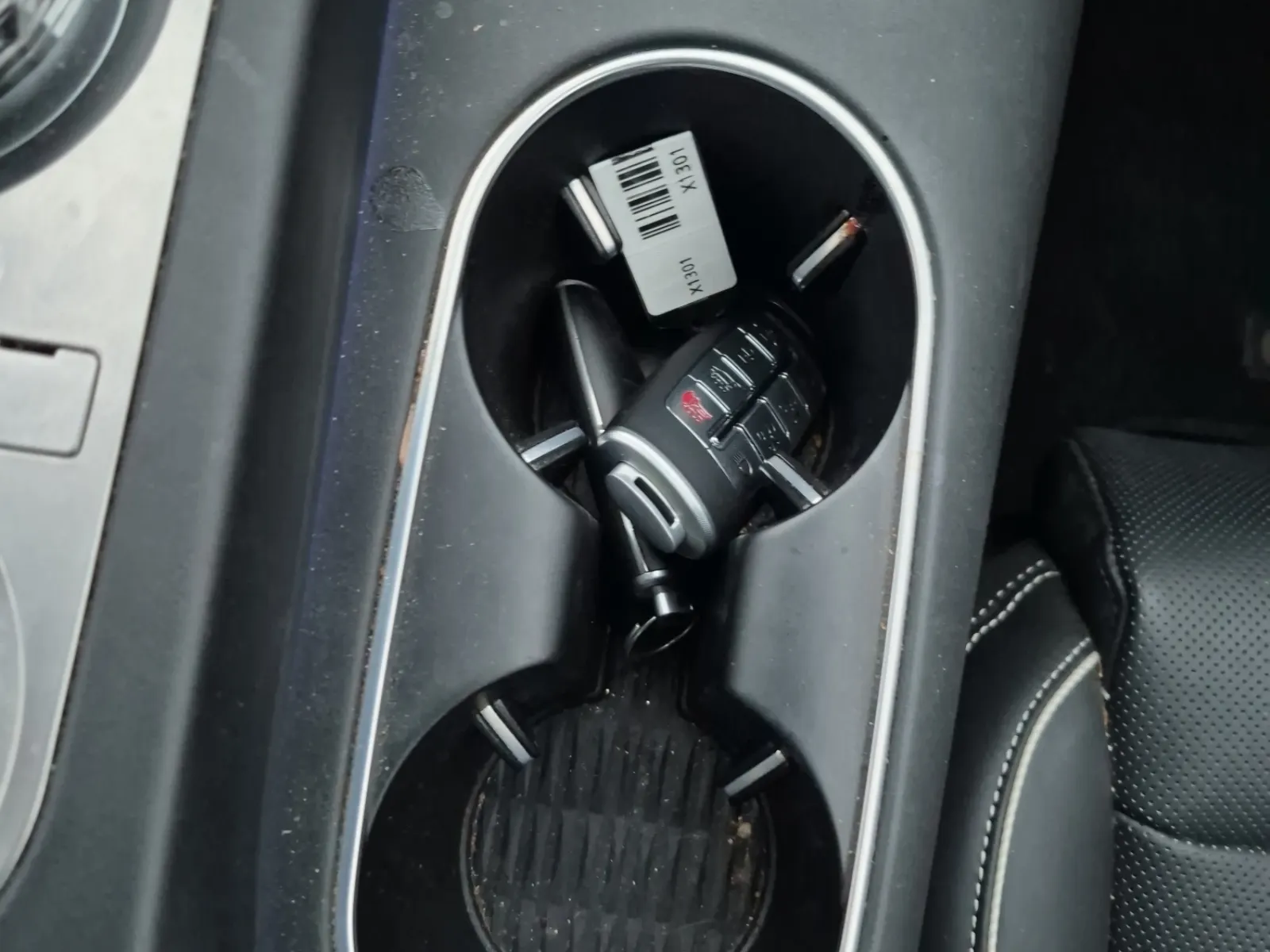 Keys/Fobs/Manual Photo