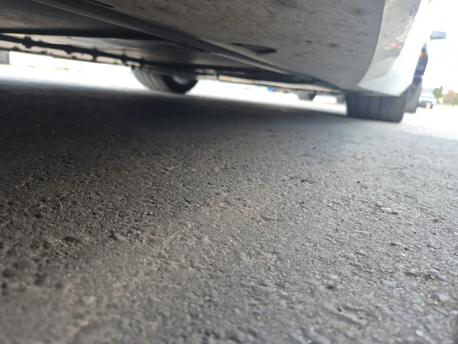 Undercarriage - Driver Photo