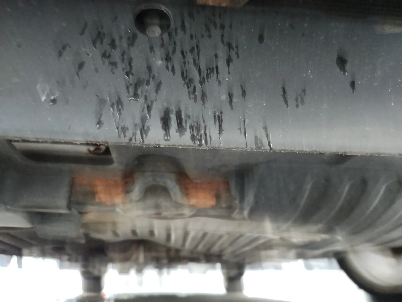 Undercarriage - Front Photo