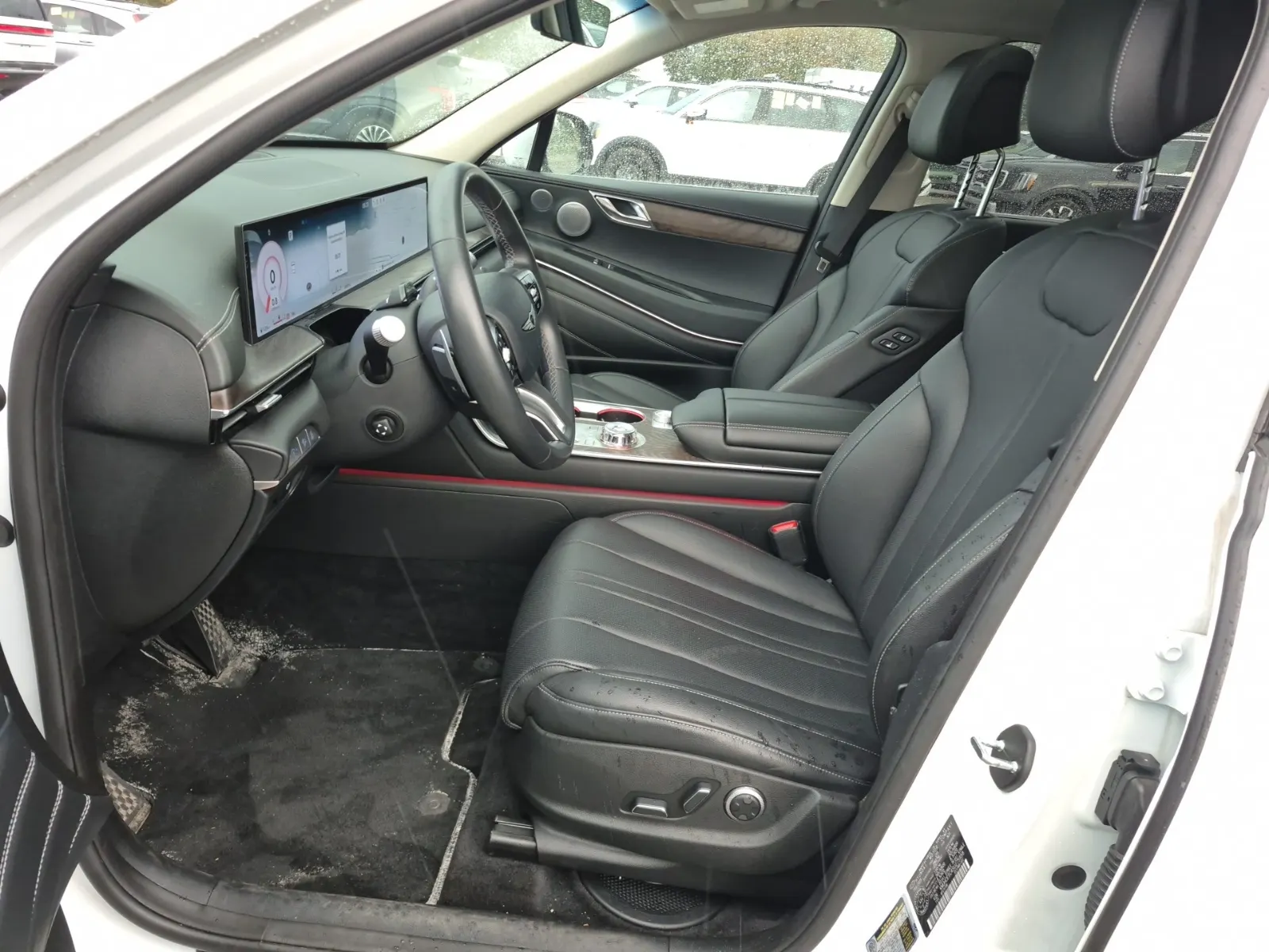 Front Interior Photo