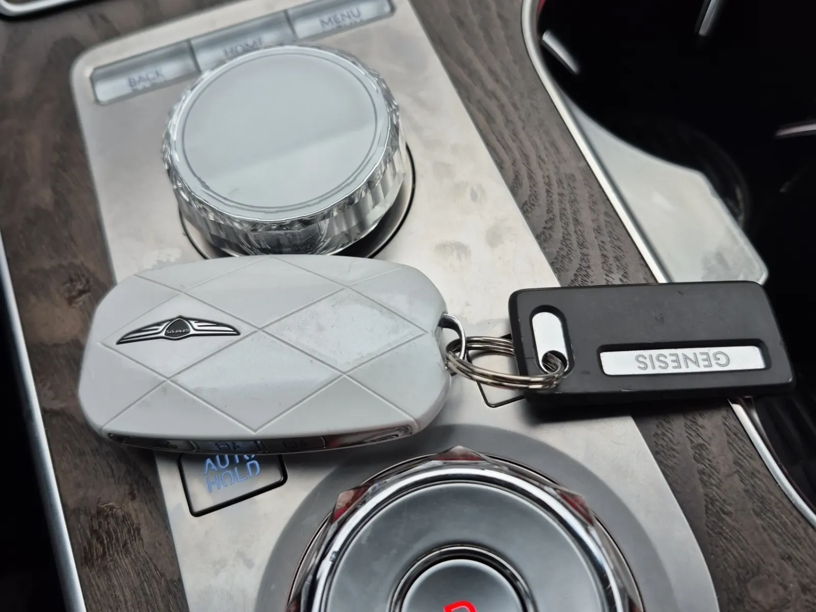 Keys/Fobs/Manual Photo