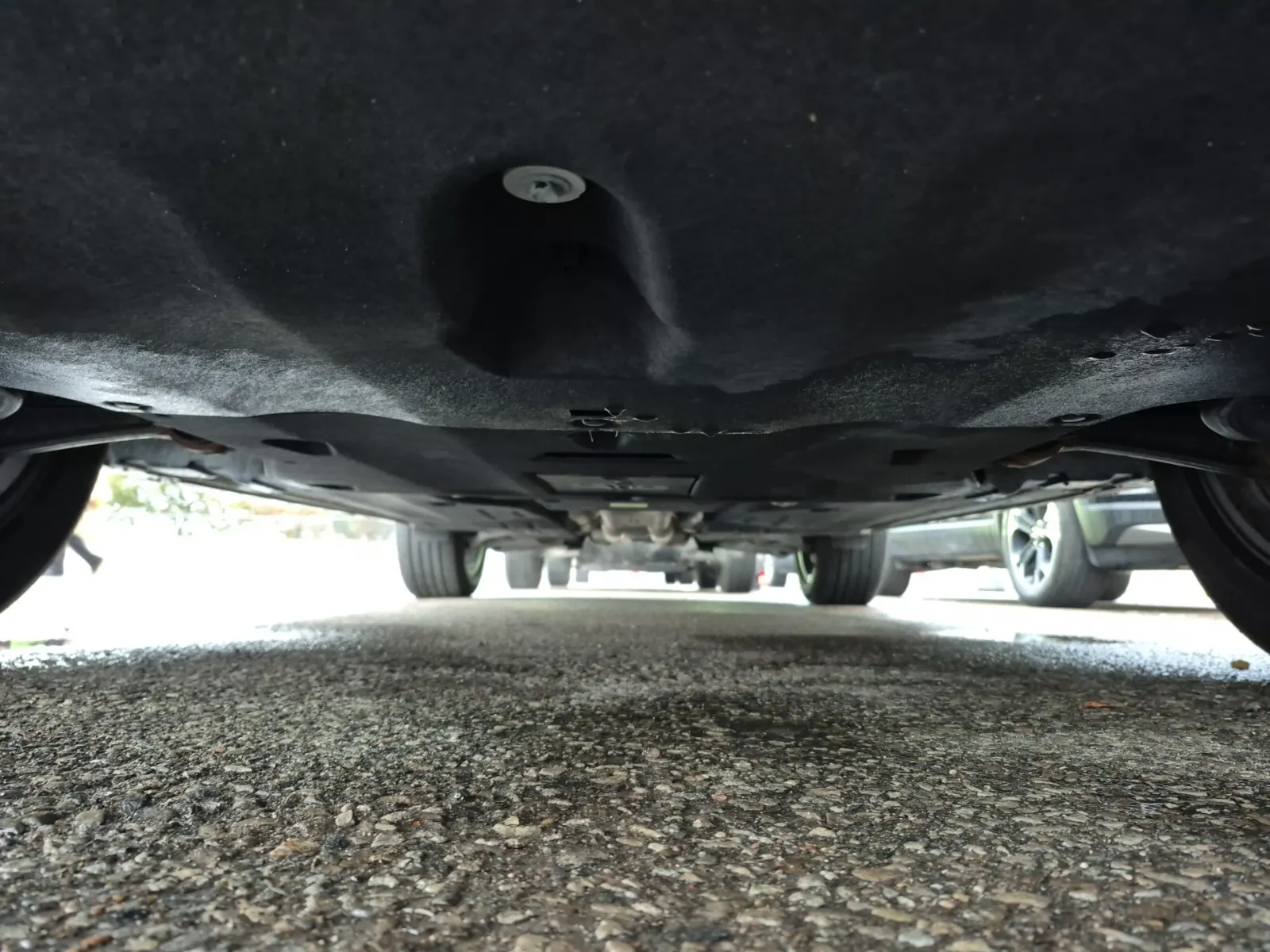 Undercarriage - Front Photo