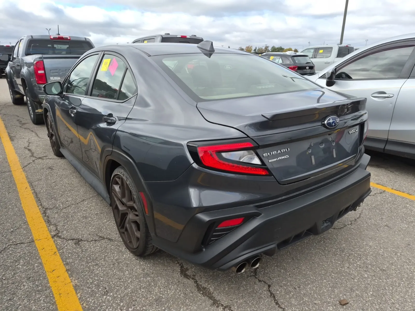 Driver Rear 3/4 Photo