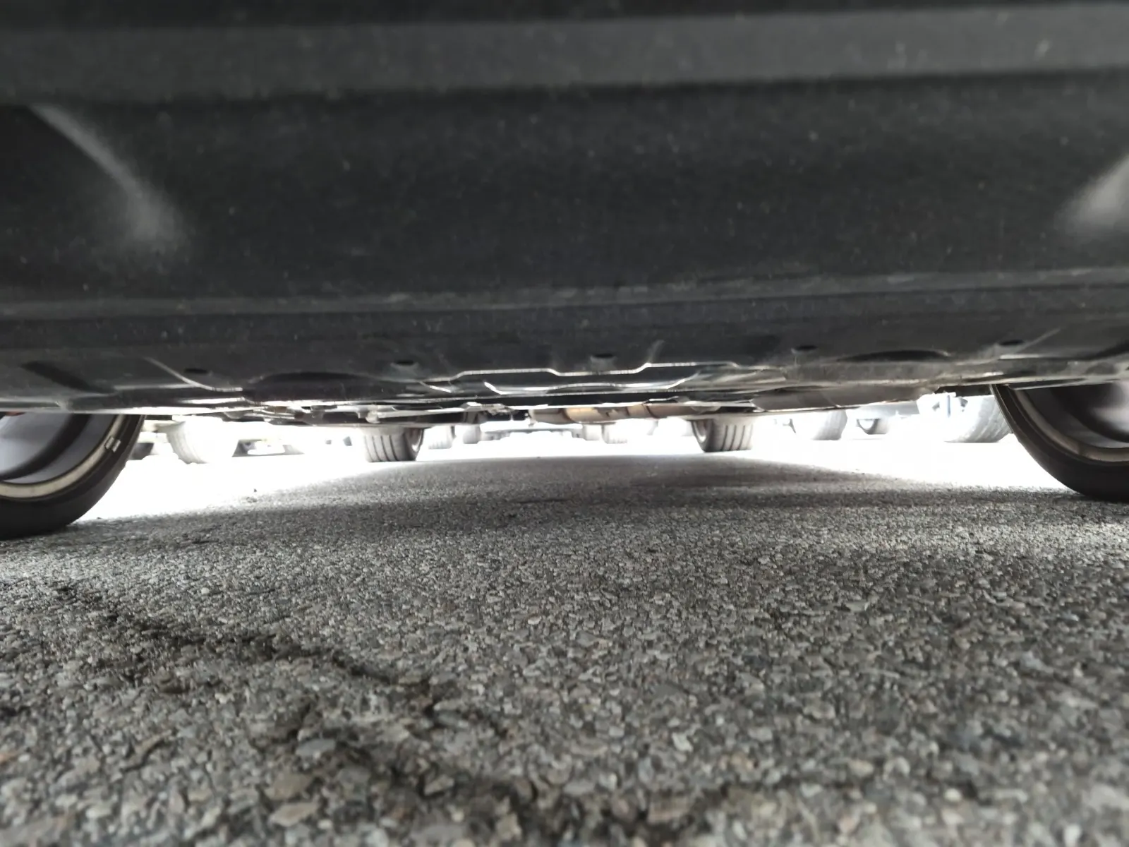 Undercarriage - Front Photo