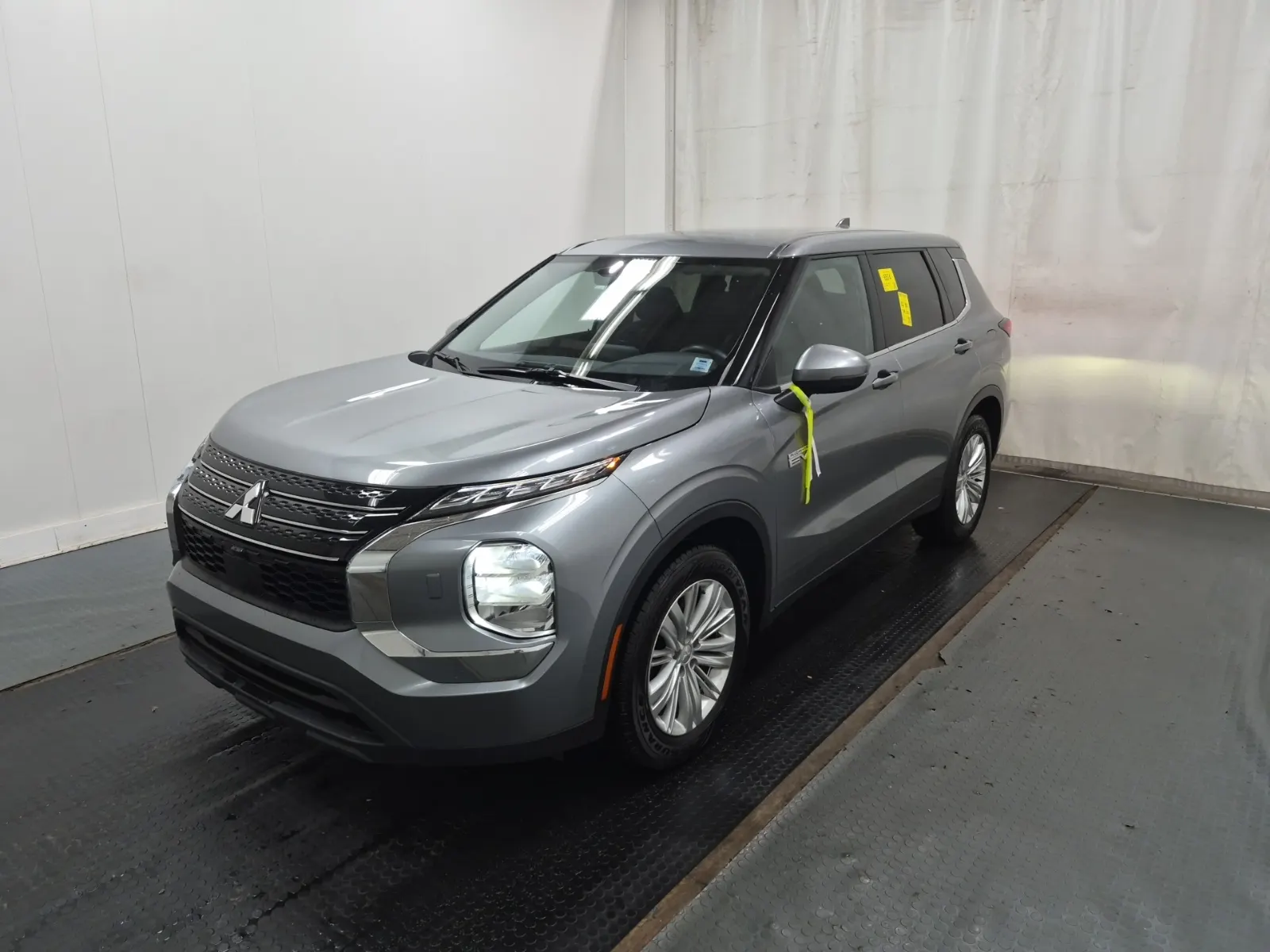 2023 Mitsubishi Outlander PHEV