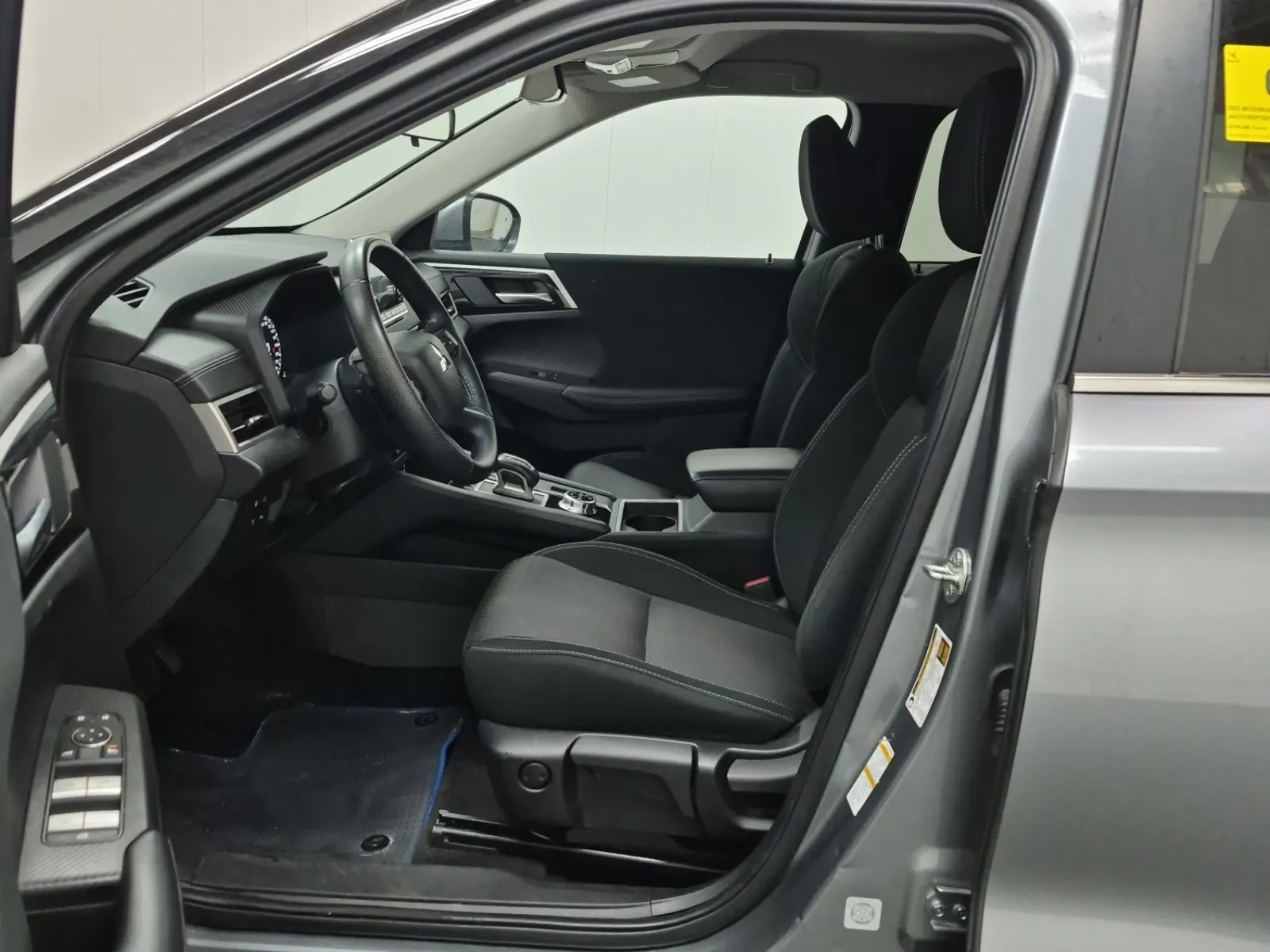 Front Interior Photo