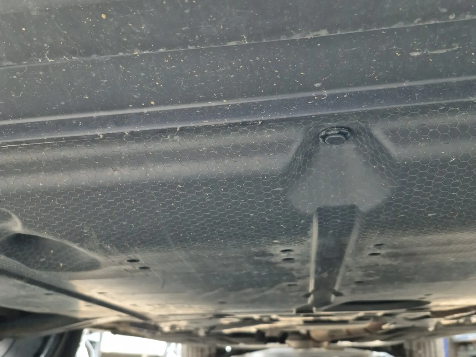 Undercarriage - Front Photo