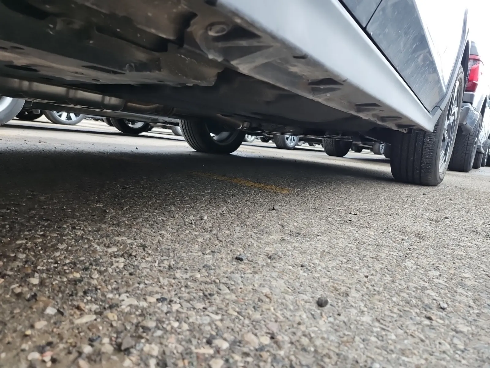 Undercarriage - Passenger Photo