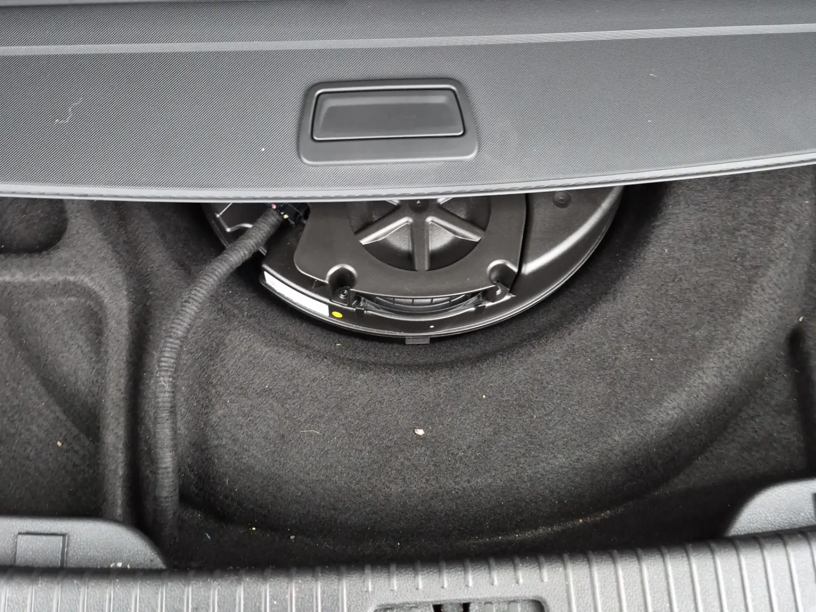 Spare Tire & Wheel Photo