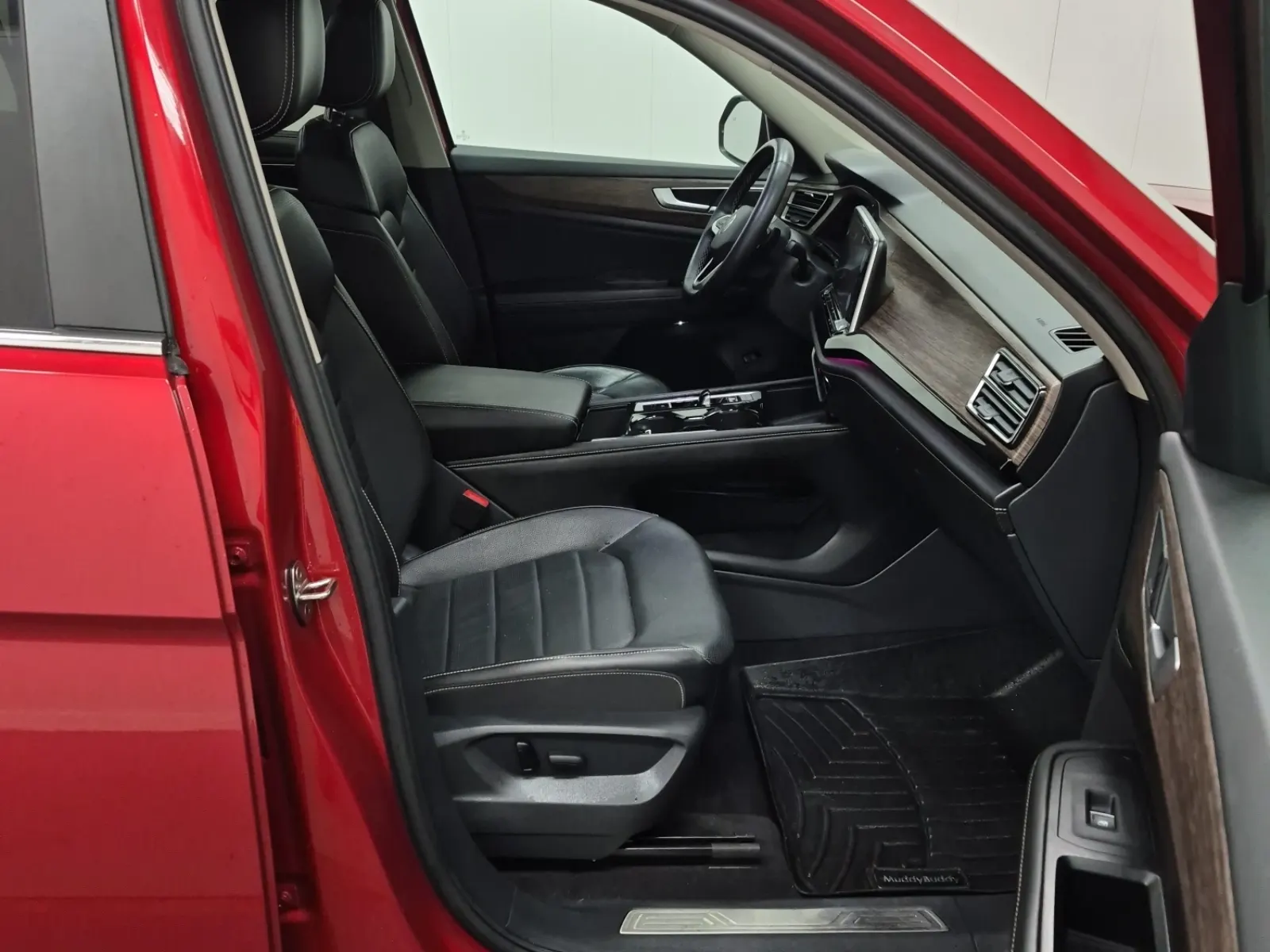 Right Side Interior Photo