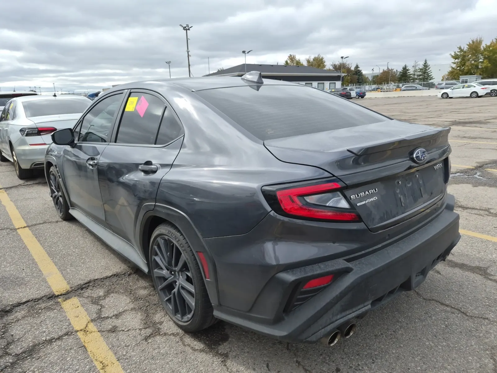 Driver Rear 3/4 Photo