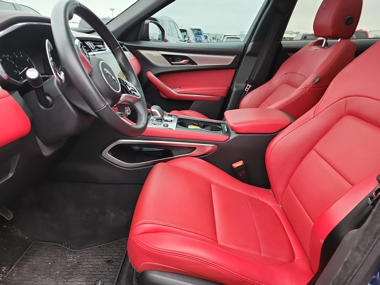 Front Interior Photo
