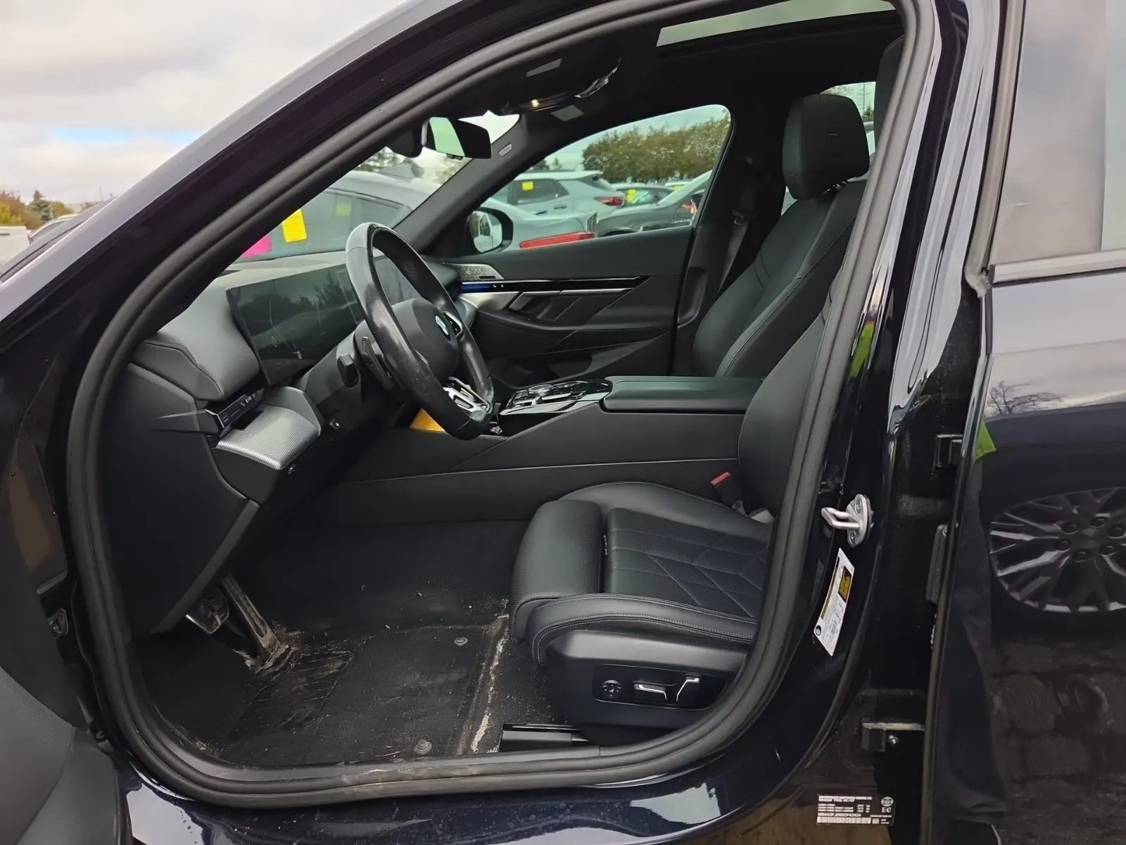 Front Interior Photo