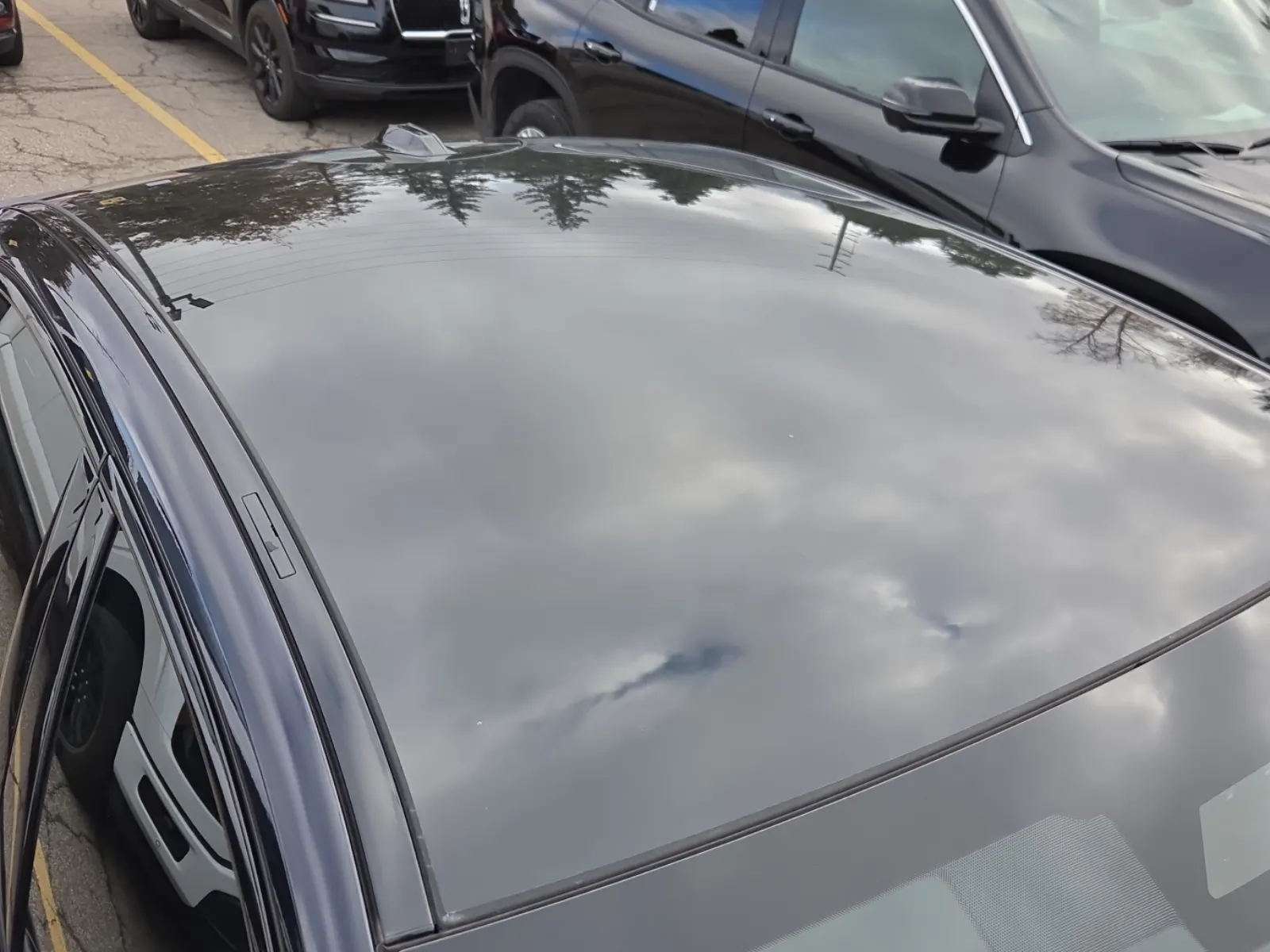 Exterior Roof Photo