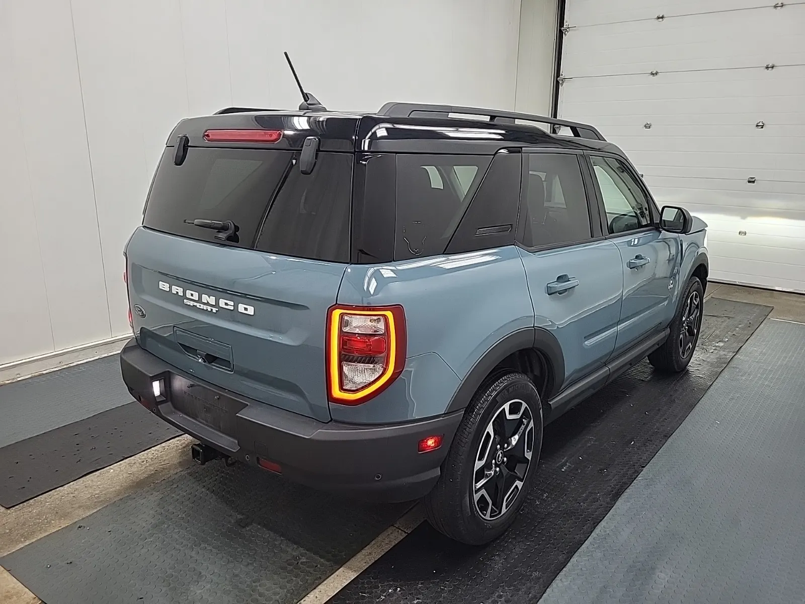 Passenger Rear 3/4 Photo