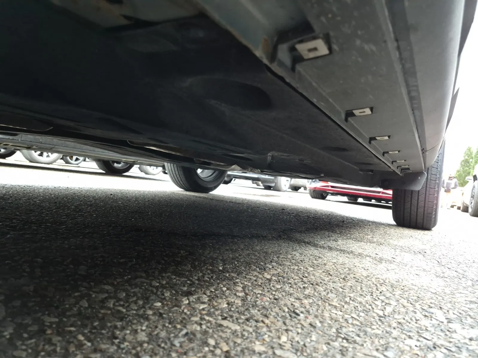 Undercarriage - Driver Photo