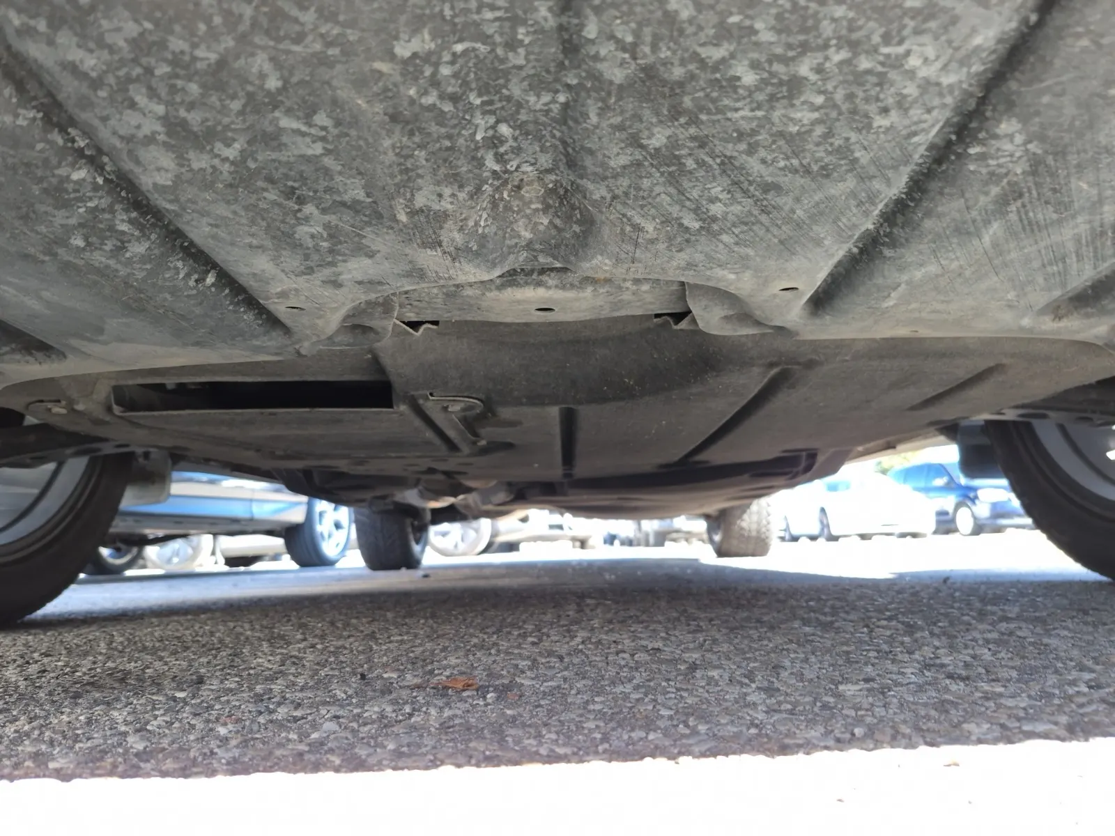Undercarriage - Front Photo