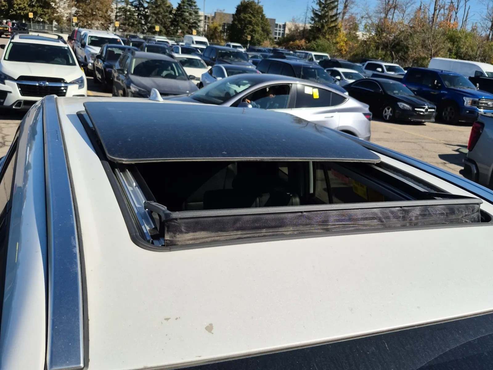 Exterior Roof Photo