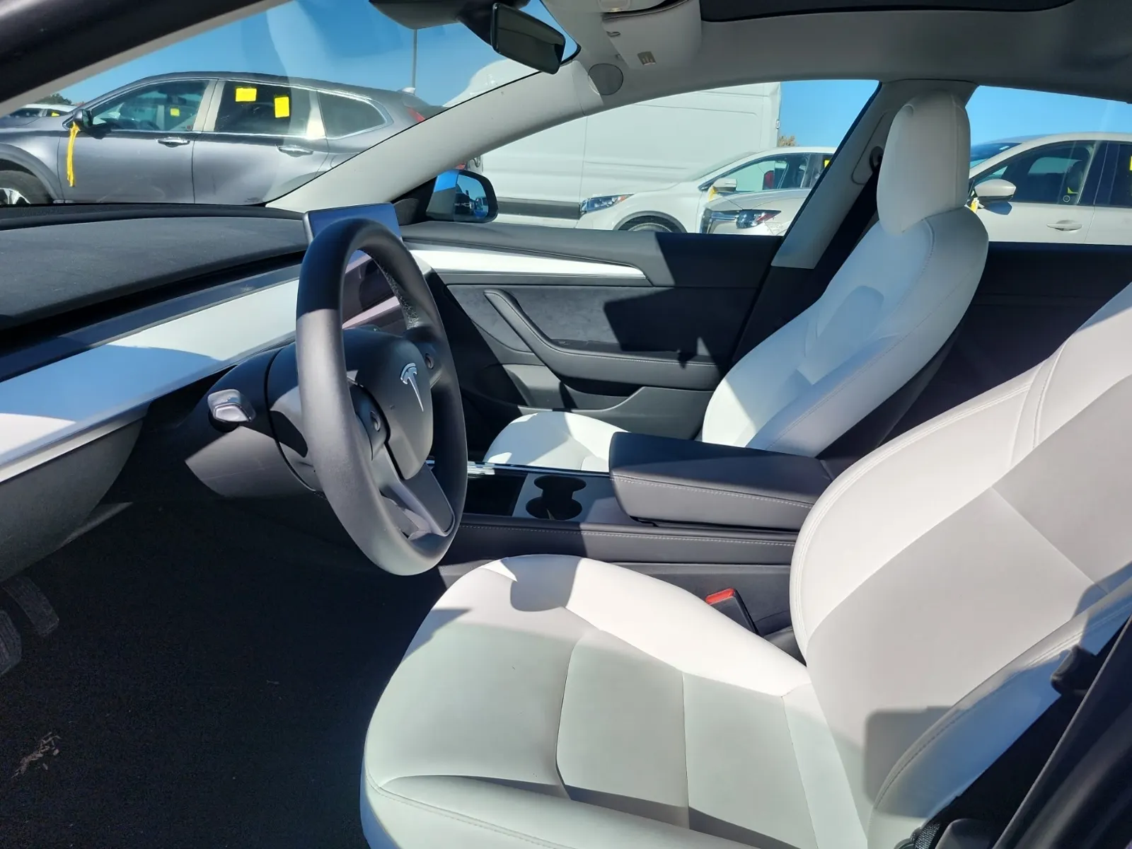 Front Interior Photo