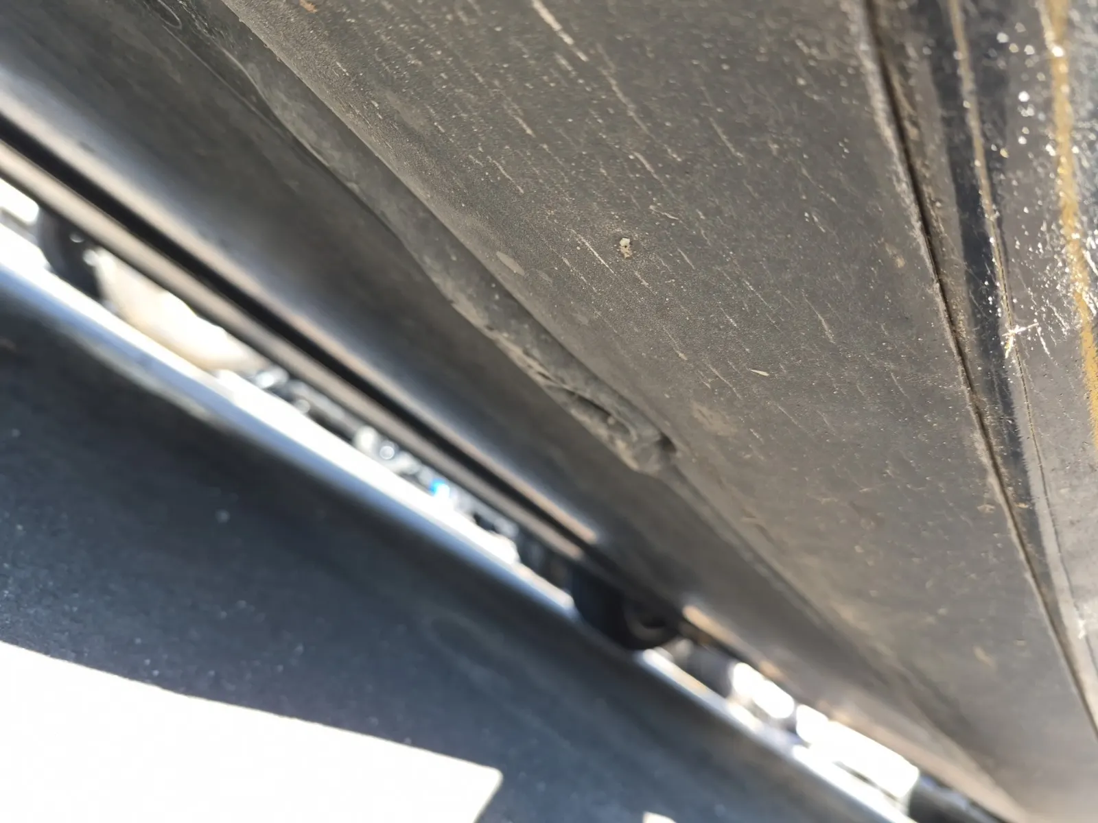 Undercarriage - Driver Photo