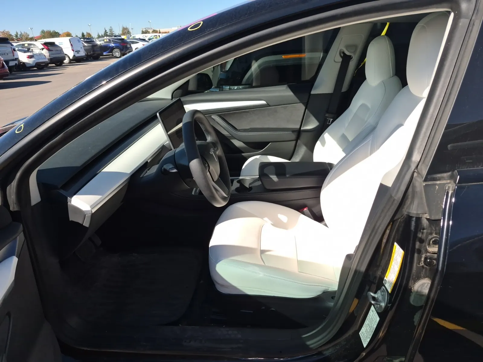 Front Interior Photo