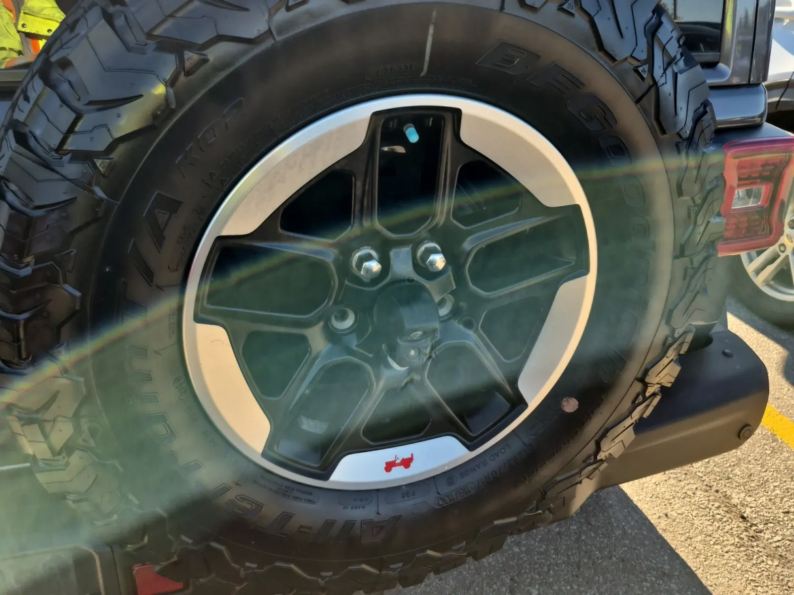 Spare Tire & Wheel Photo