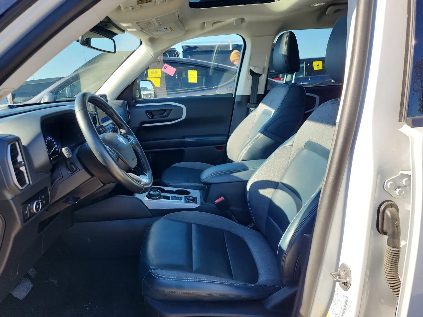 Front Interior Photo