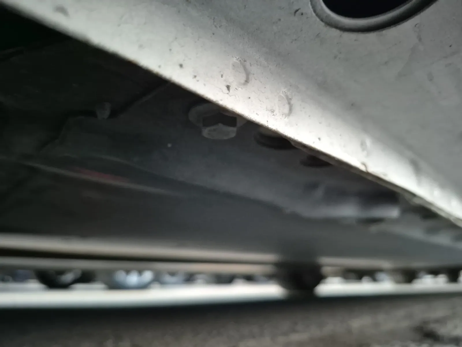 Undercarriage - Passenger Photo