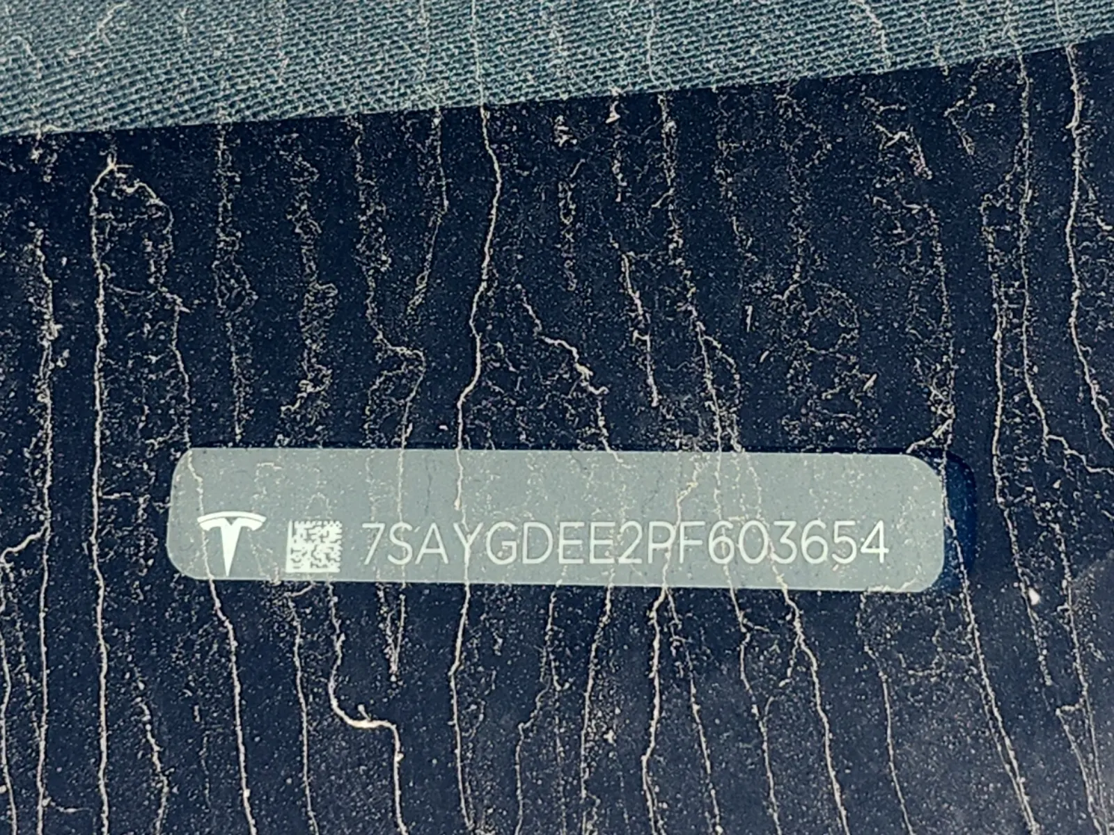 Dash VIN Plate Photo