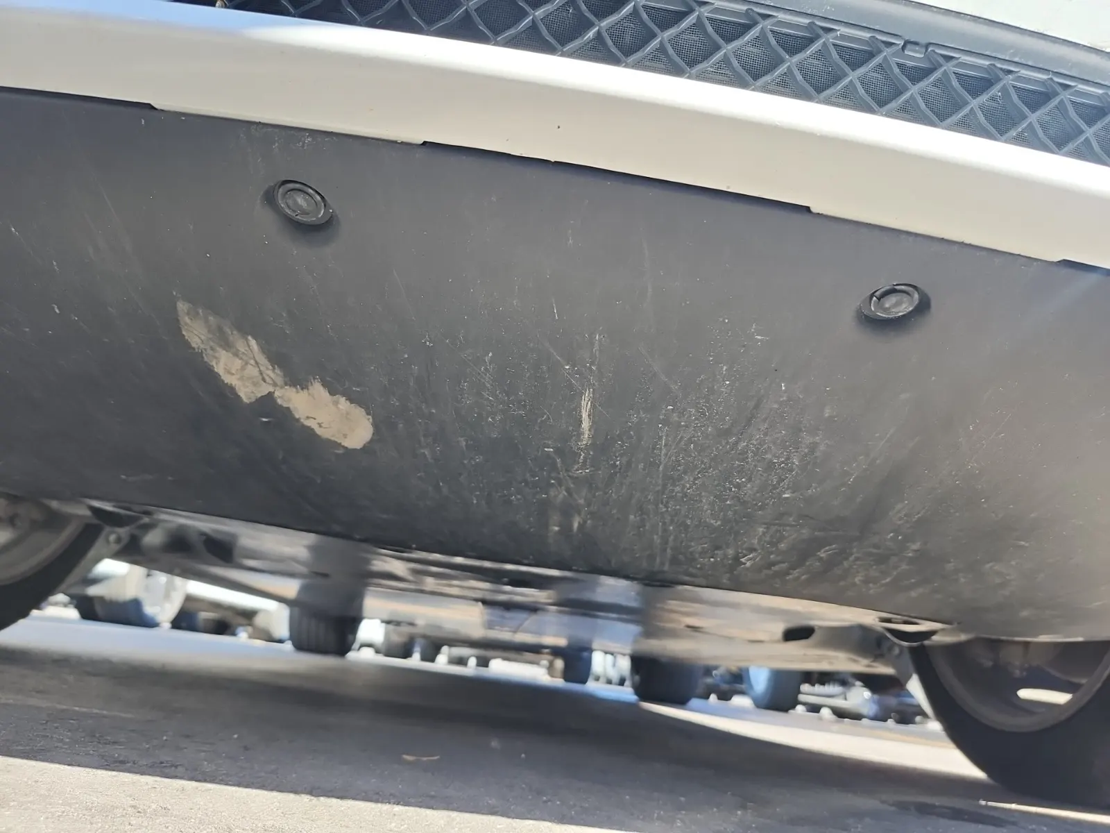 Undercarriage - Front Photo