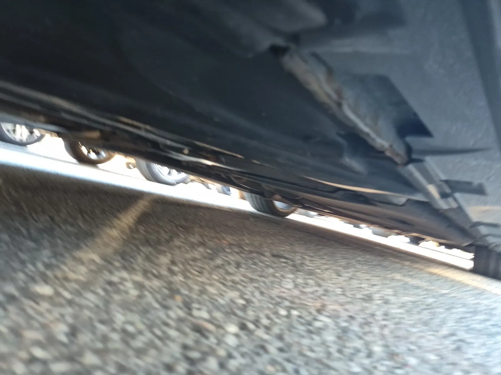 Undercarriage - Passenger Photo