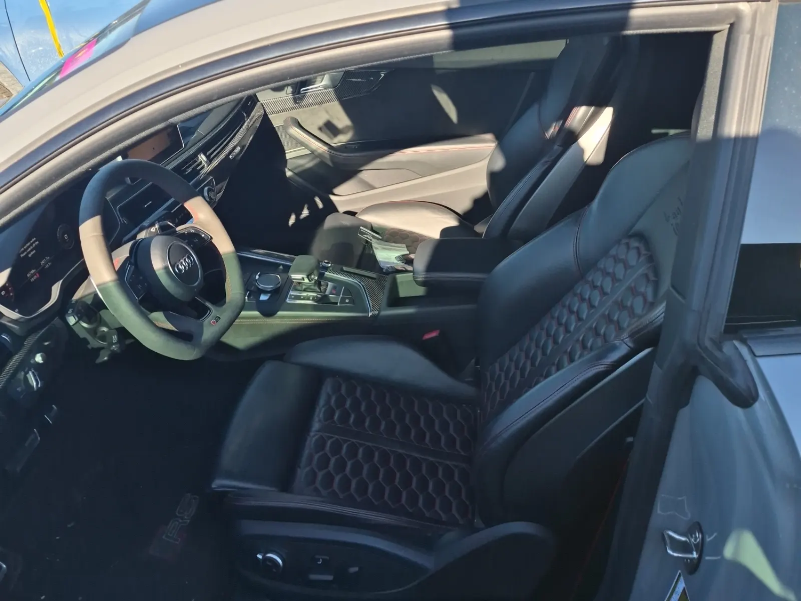 Front Interior Photo
