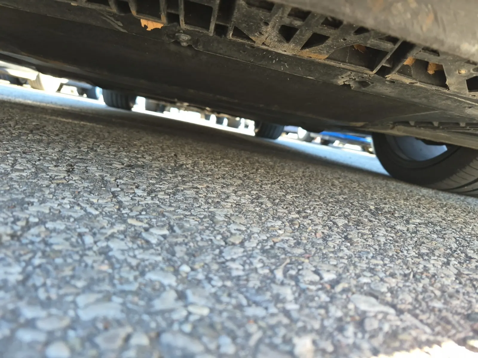 Undercarriage - Front Photo