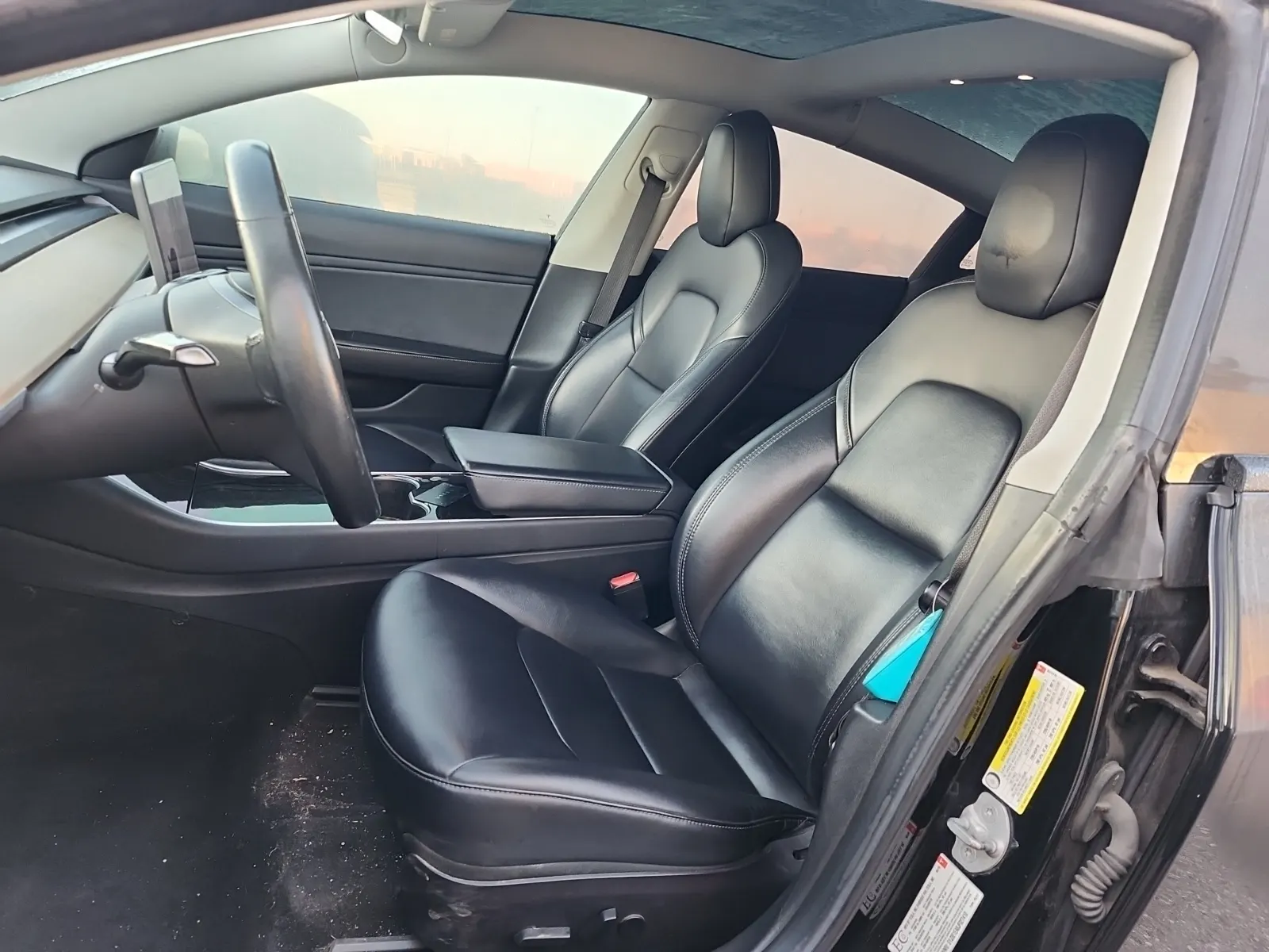 Front Interior Photo