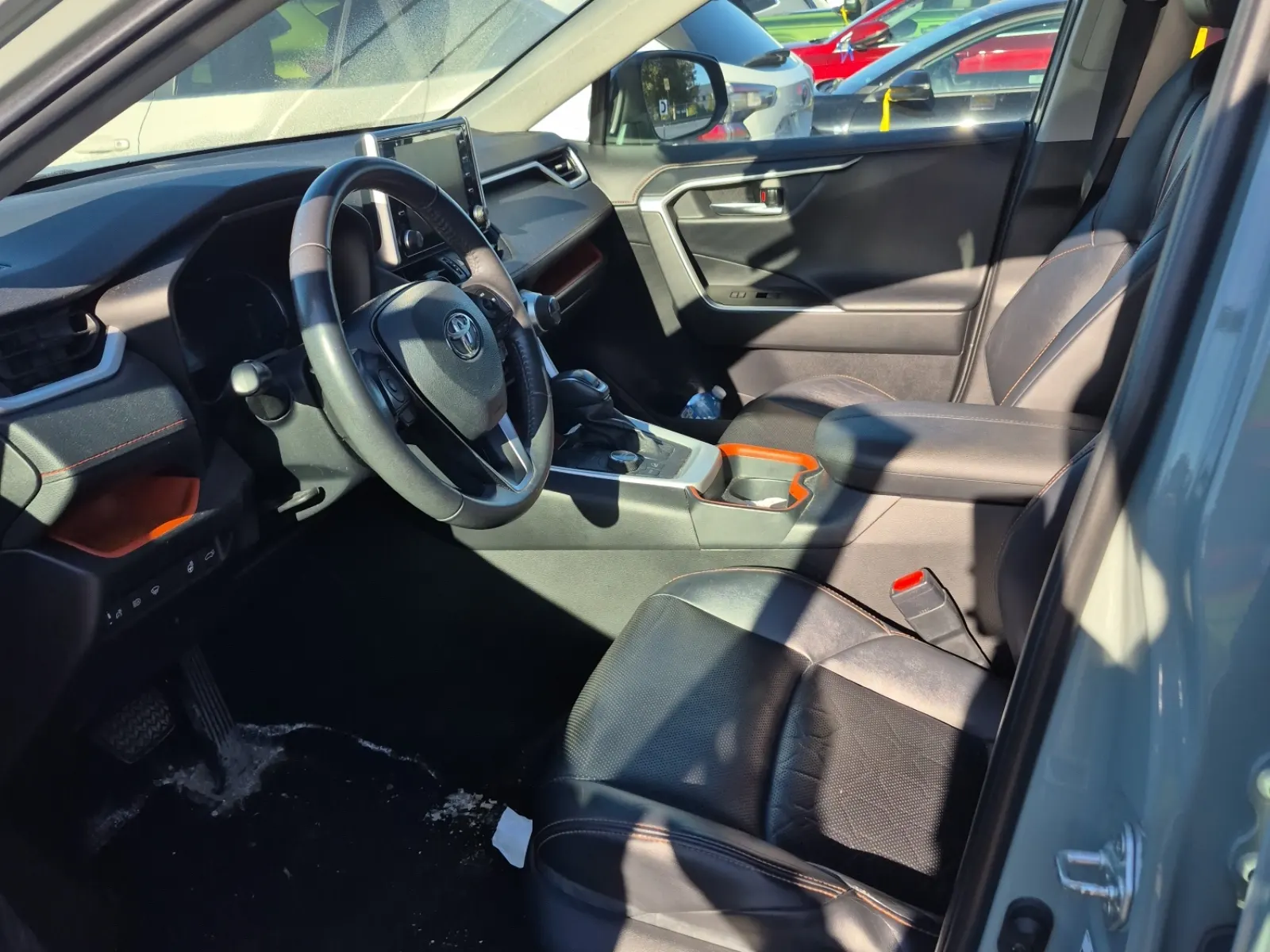 Front Interior Photo