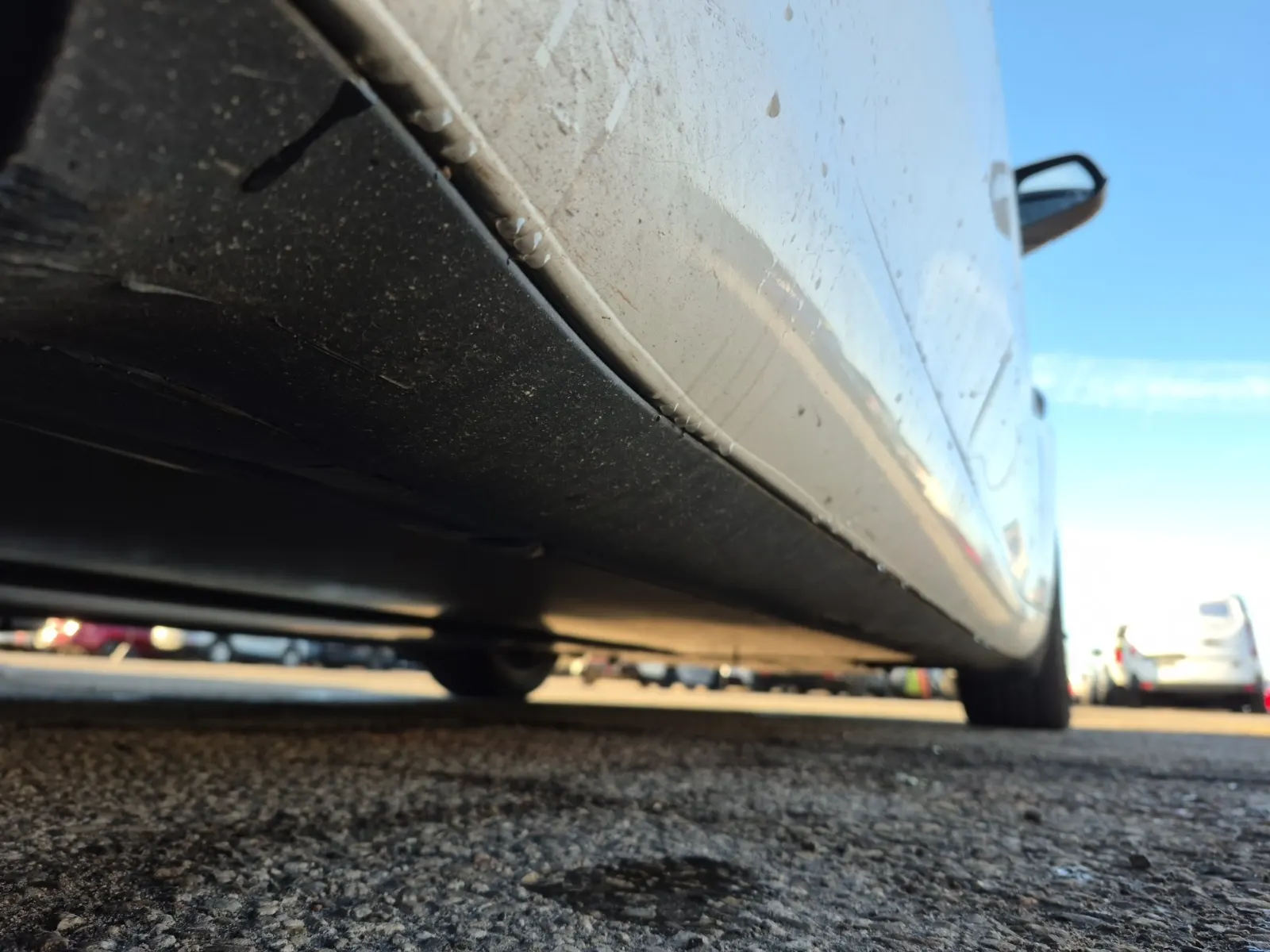 Undercarriage - Passenger Photo