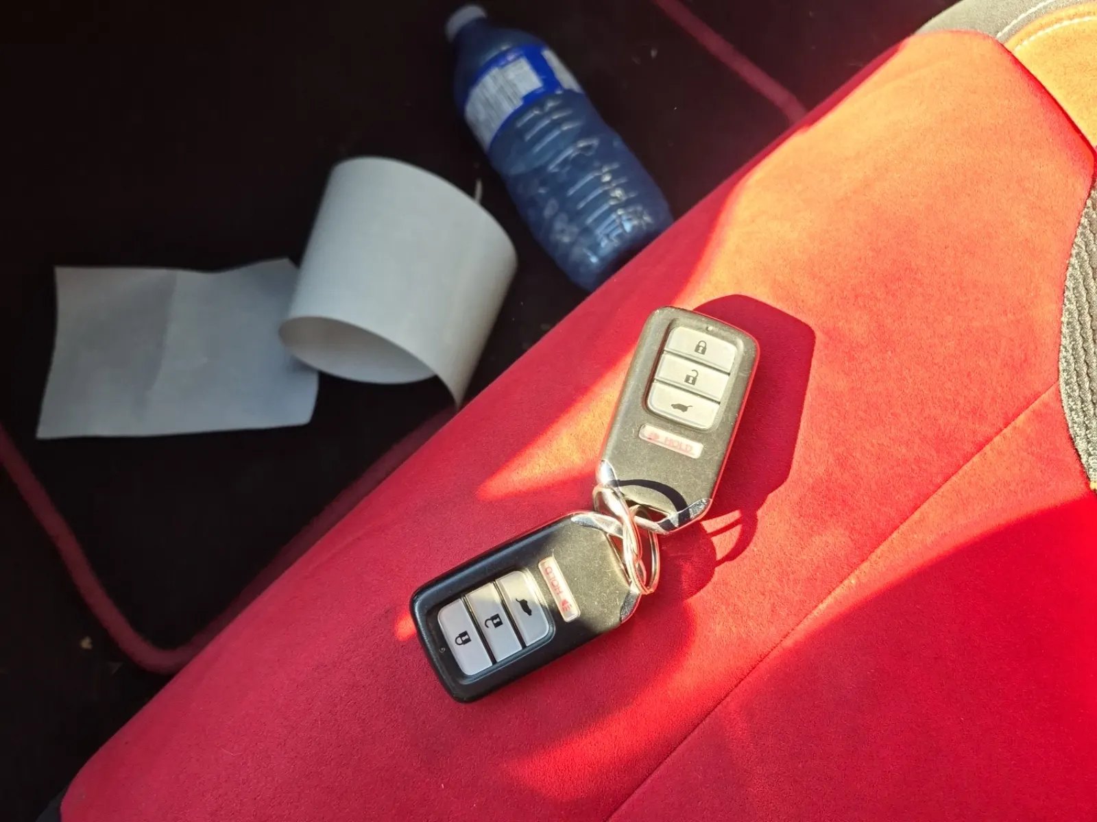 Keys/Fobs/Manual Photo