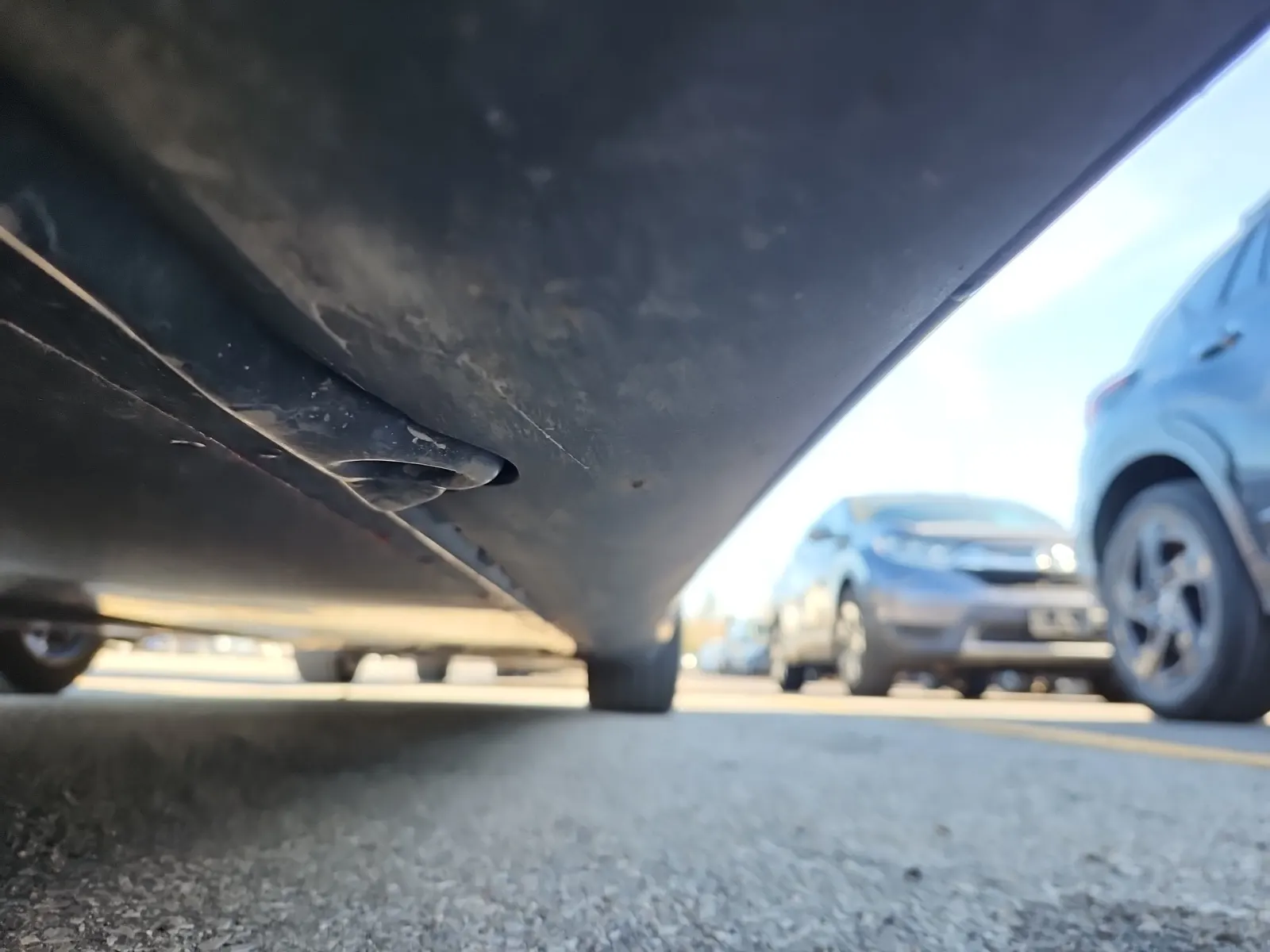 Undercarriage - Driver Photo