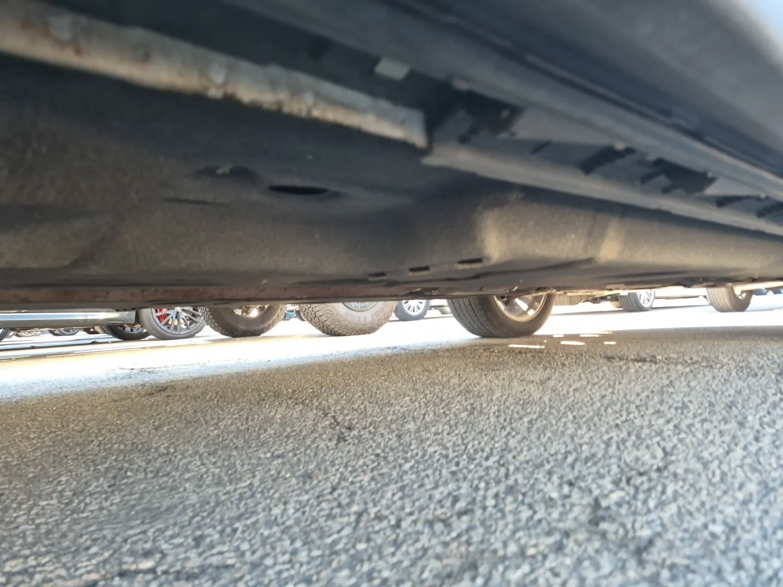 Undercarriage - Passenger Photo
