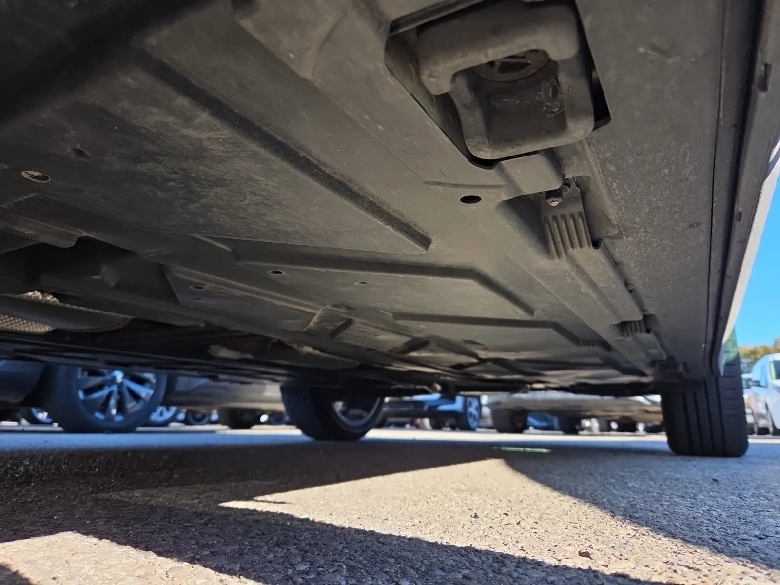 Undercarriage - Driver Photo