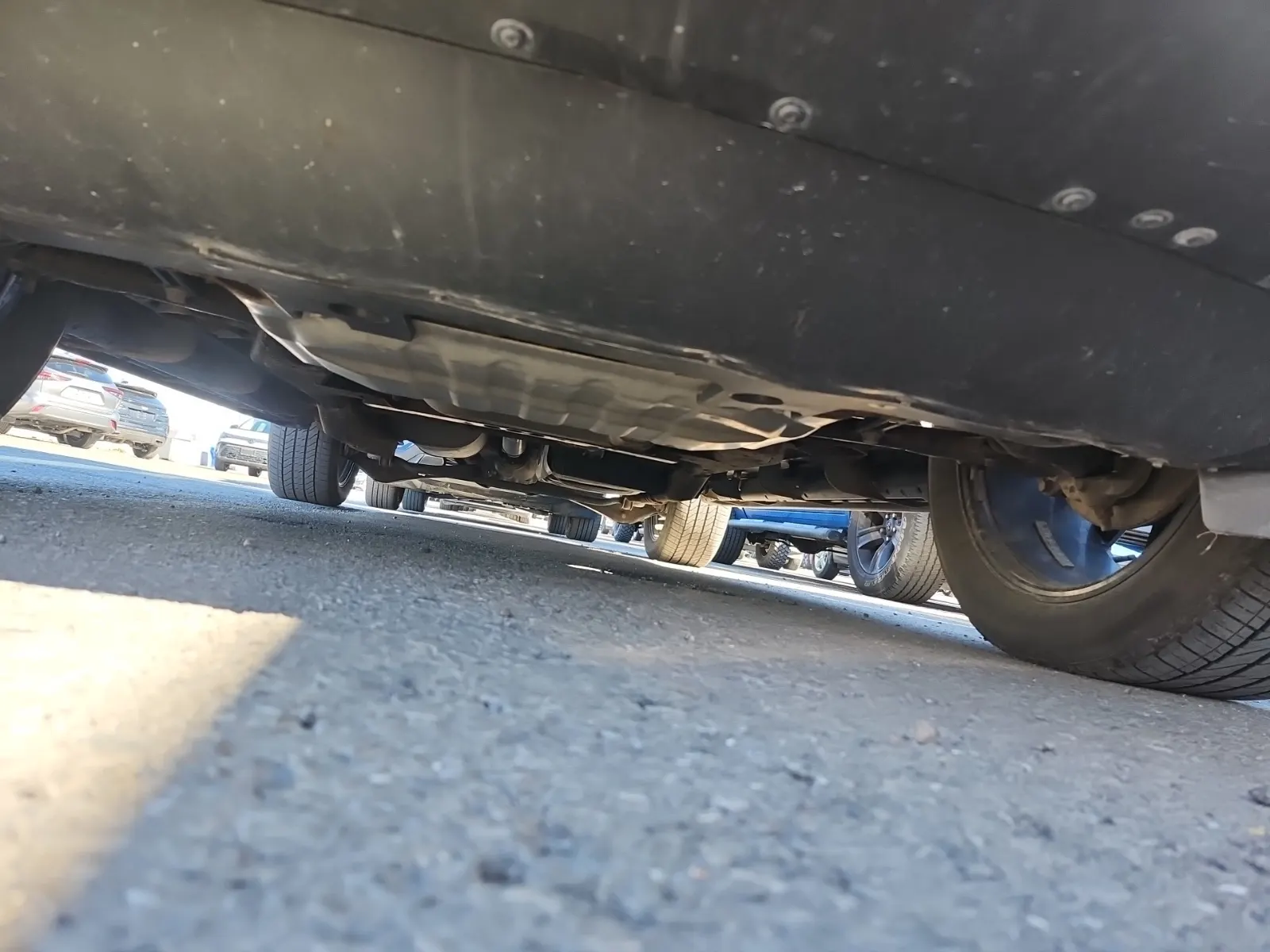 Undercarriage - Front Photo