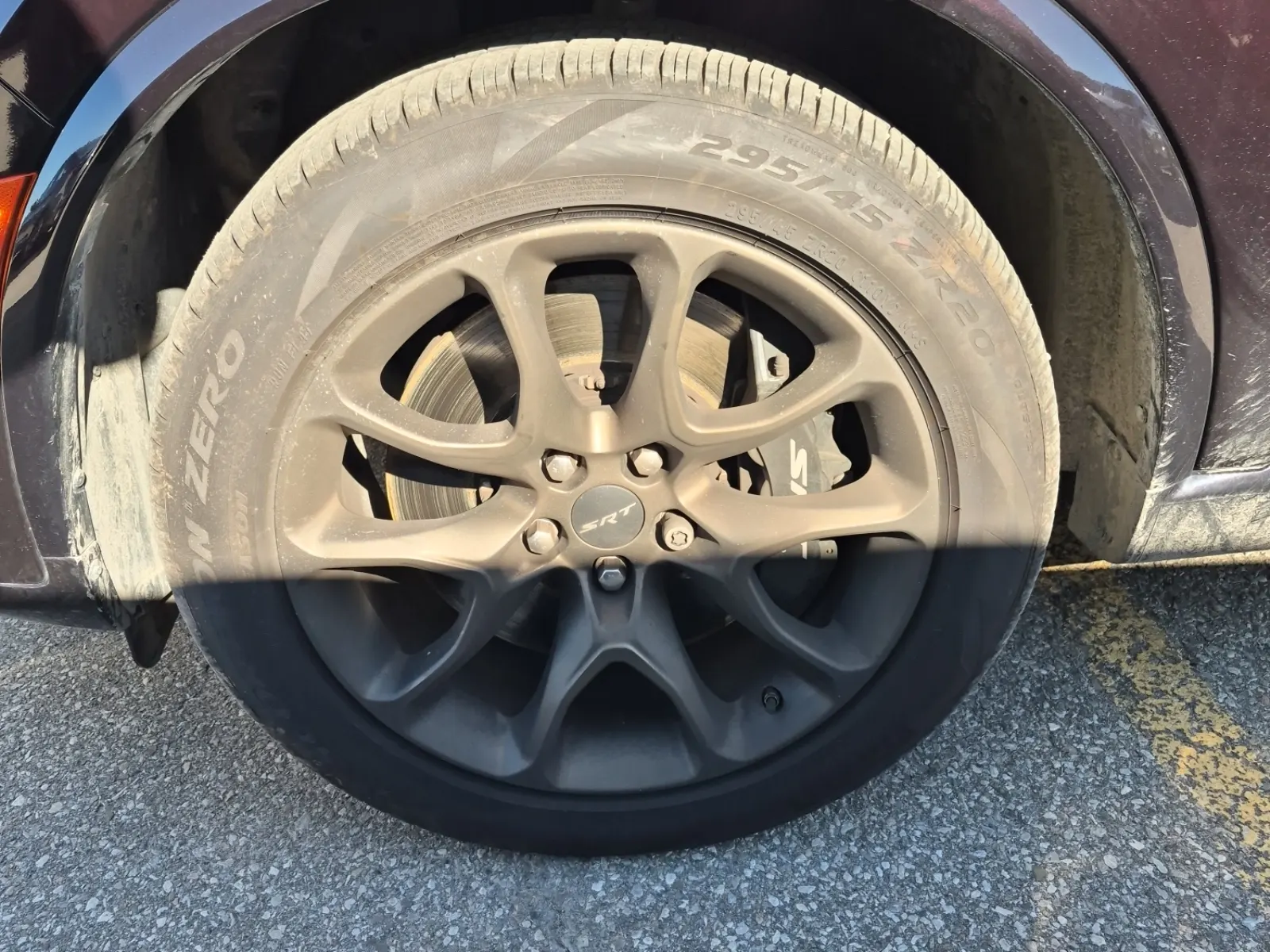 Front driver wheel/tire photo