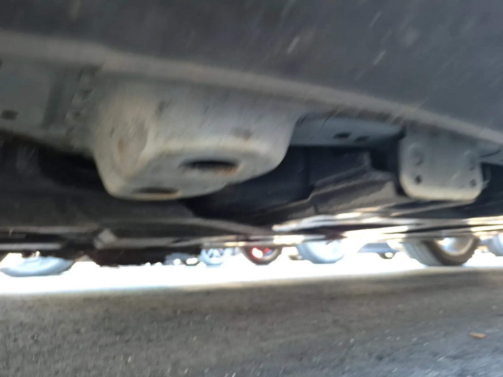 Undercarriage - Driver Photo