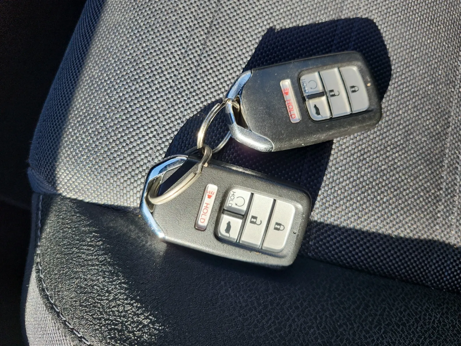 Keys/Fobs/Manual Photo