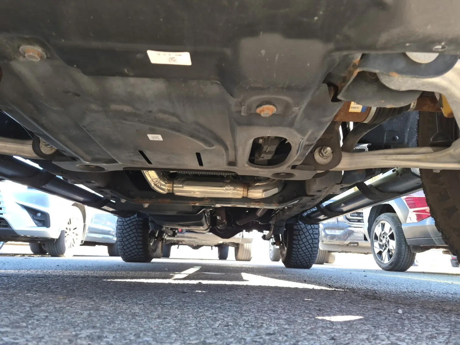 Undercarriage - Front Photo
